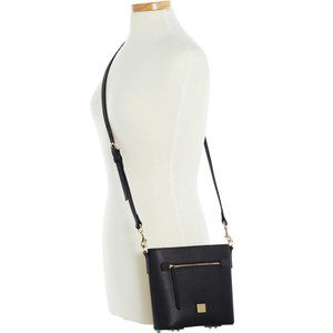 NWOT Dooney & Bourke Saffiano Small Zip Crosbody